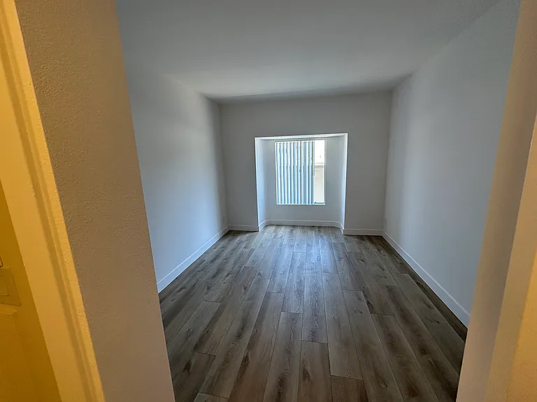 1059 S Bedford St #202 — Photo 10