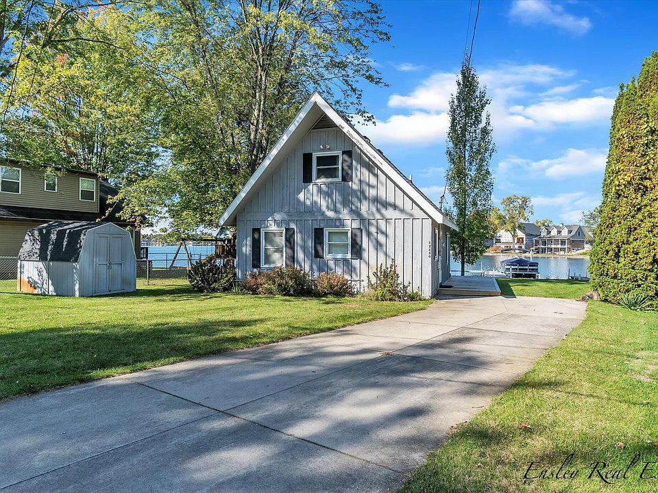 17430 Apache Trl, Howard City, MI 49329 Zillow