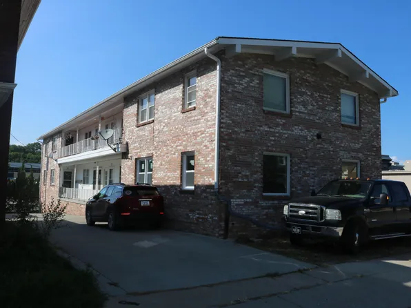 506 E Pierce St, Council Bluffs, IA 51503