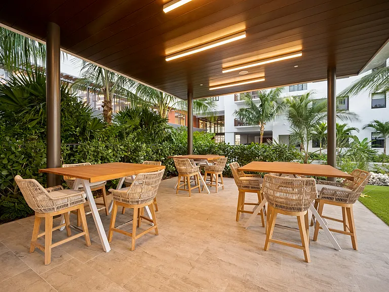 10X Las Olas Walk — Photo 33