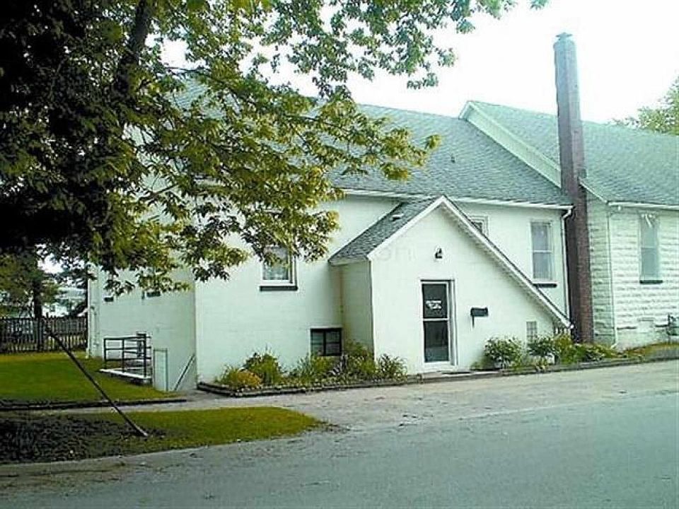 1st image of 501 McKeen St