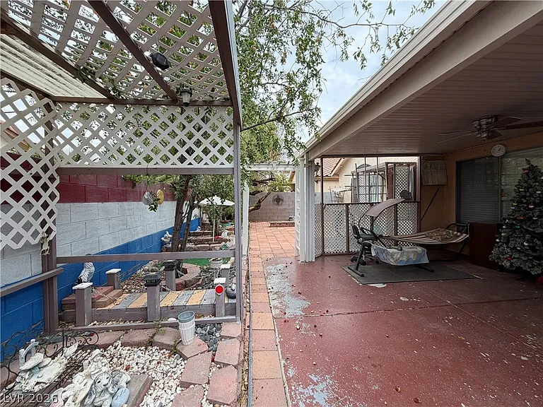 868 Worrell Ave — Photo 22