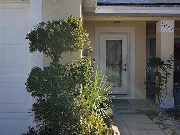 3rd image of 5023 Aventura Blvd