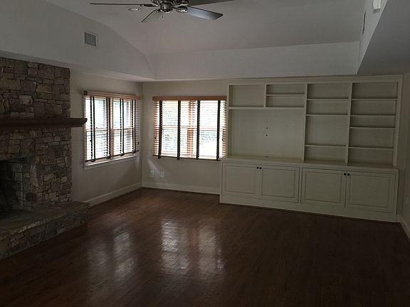 Great room with built ins