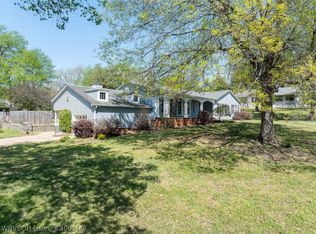837 N Broadway Ave, Booneville, AR 72927