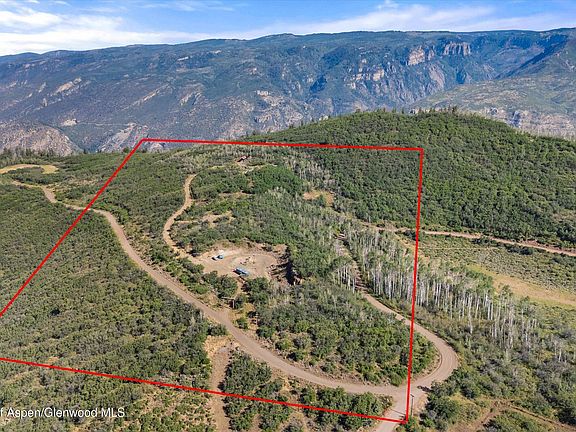 2nd image of 4080 County Road 121