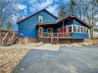 102 Golden Eagle Ter, Milford, PA 18337