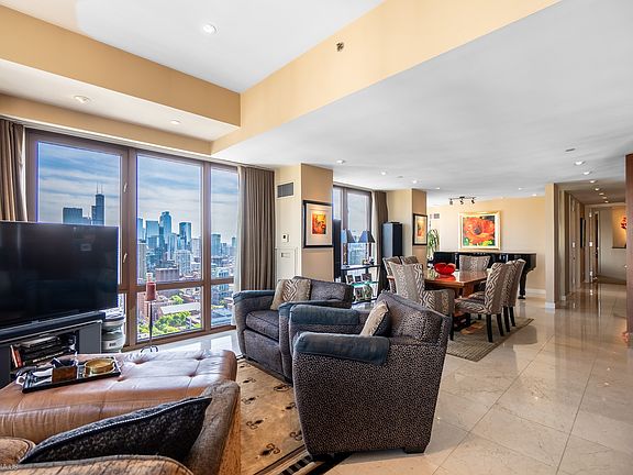 5th image of 111 W Maple St #3402-3404