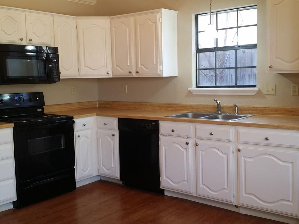 1st image of 4133 Staghorn Cir N