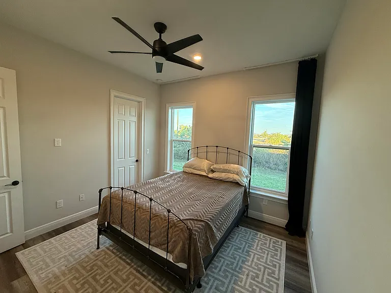 3533 Sky Valley Ln — Photo 16