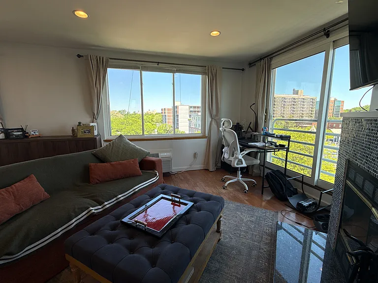 332 Franklin St #700 — Photo 8