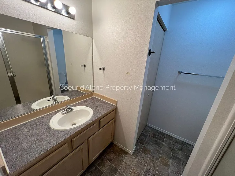 845 N Siony Ln — Photo 13