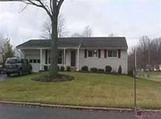 1267 Cranbrook Dr NE, Warren, OH