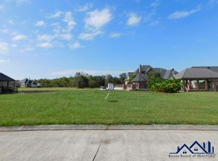 314 Tigerlily Dr, Houma, LA 70360