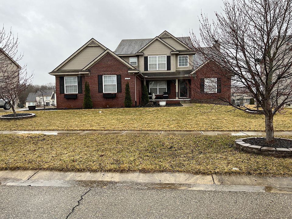1st image of 6172 Lismore Cir