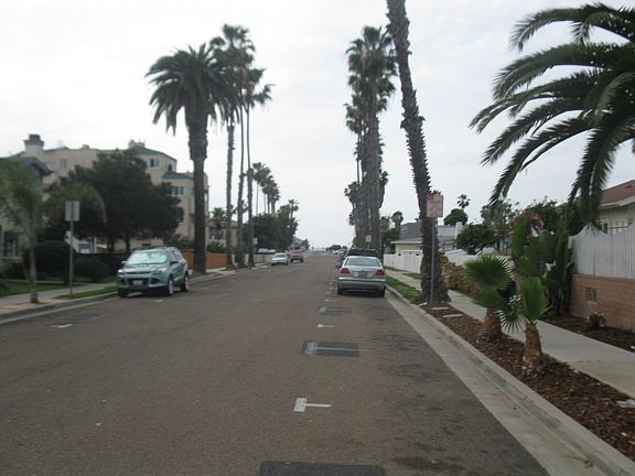 3rd image of 192-194 Ebony Ave #1020