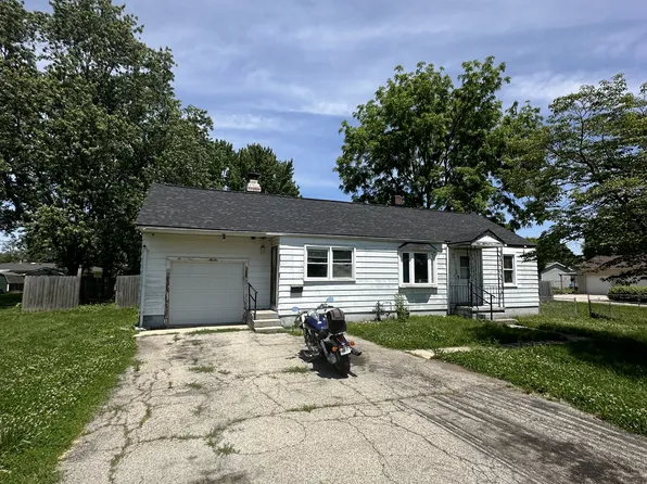 222 E 29th St, Muncie, IN 47302