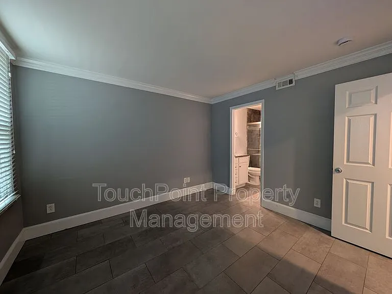 306 S Cedar St #6 — Photo 8