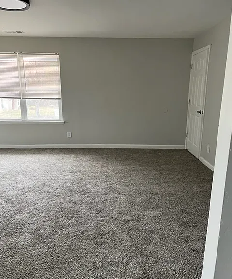 Sandy Ridge Apartments — Photo 15