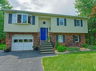 32 Chesterwood Ct, Ballston Spa, NY 12020