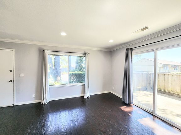 5th image of 2700 Kilconway Ln