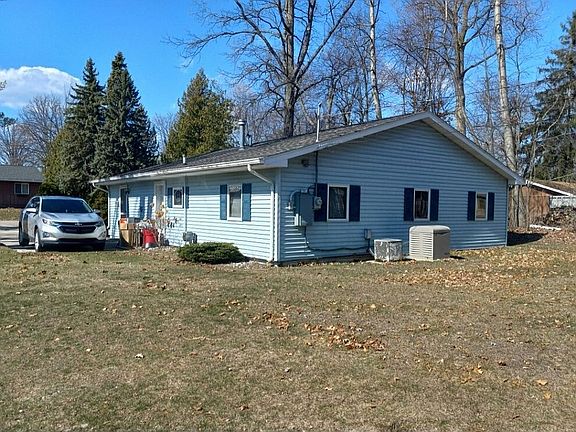 2nd image of 5855 Wallace Dr