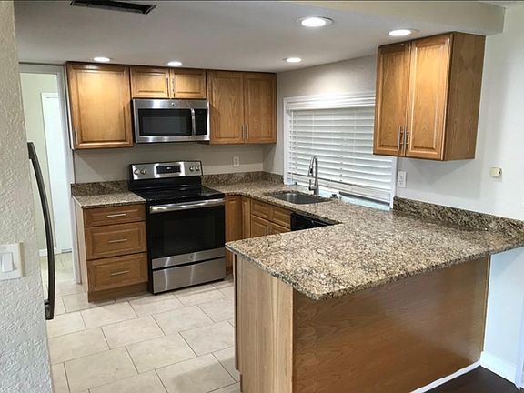 4th image of 3547 Cheswick Dr
