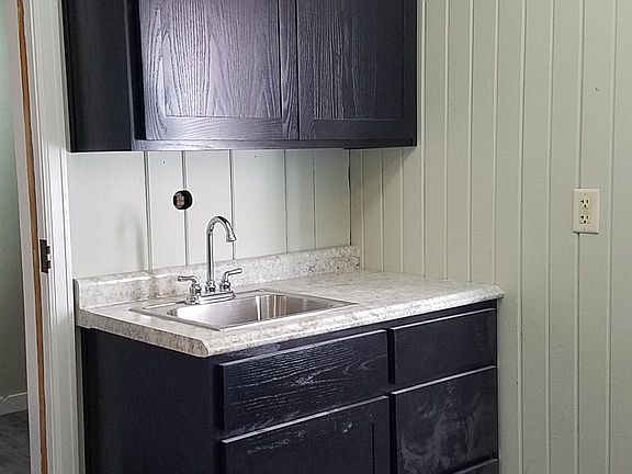 3rd image of 255 NE Randolph Ave APT 7