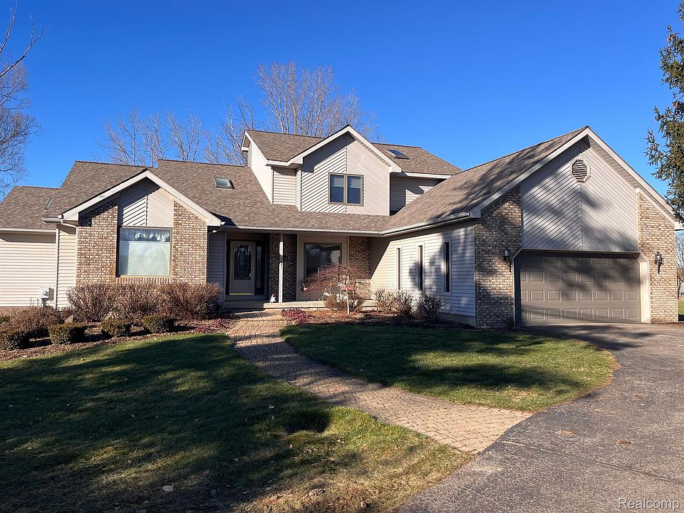 1st image of 1021 Lincolnshire Dr