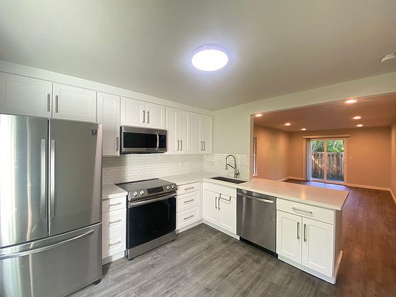 5th image of 12208 NE 147th Pl #1A