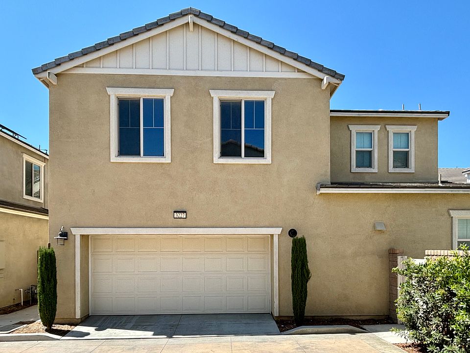 1st image of 3227 E Caterpillar Ln