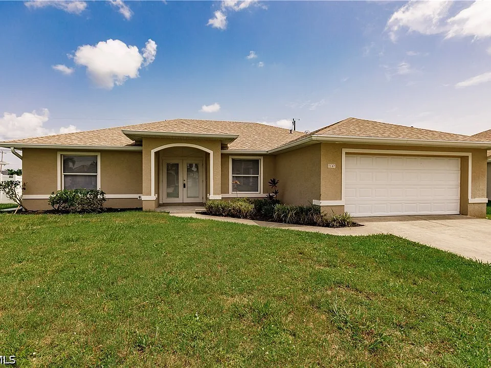 2107 SW 30th Ter