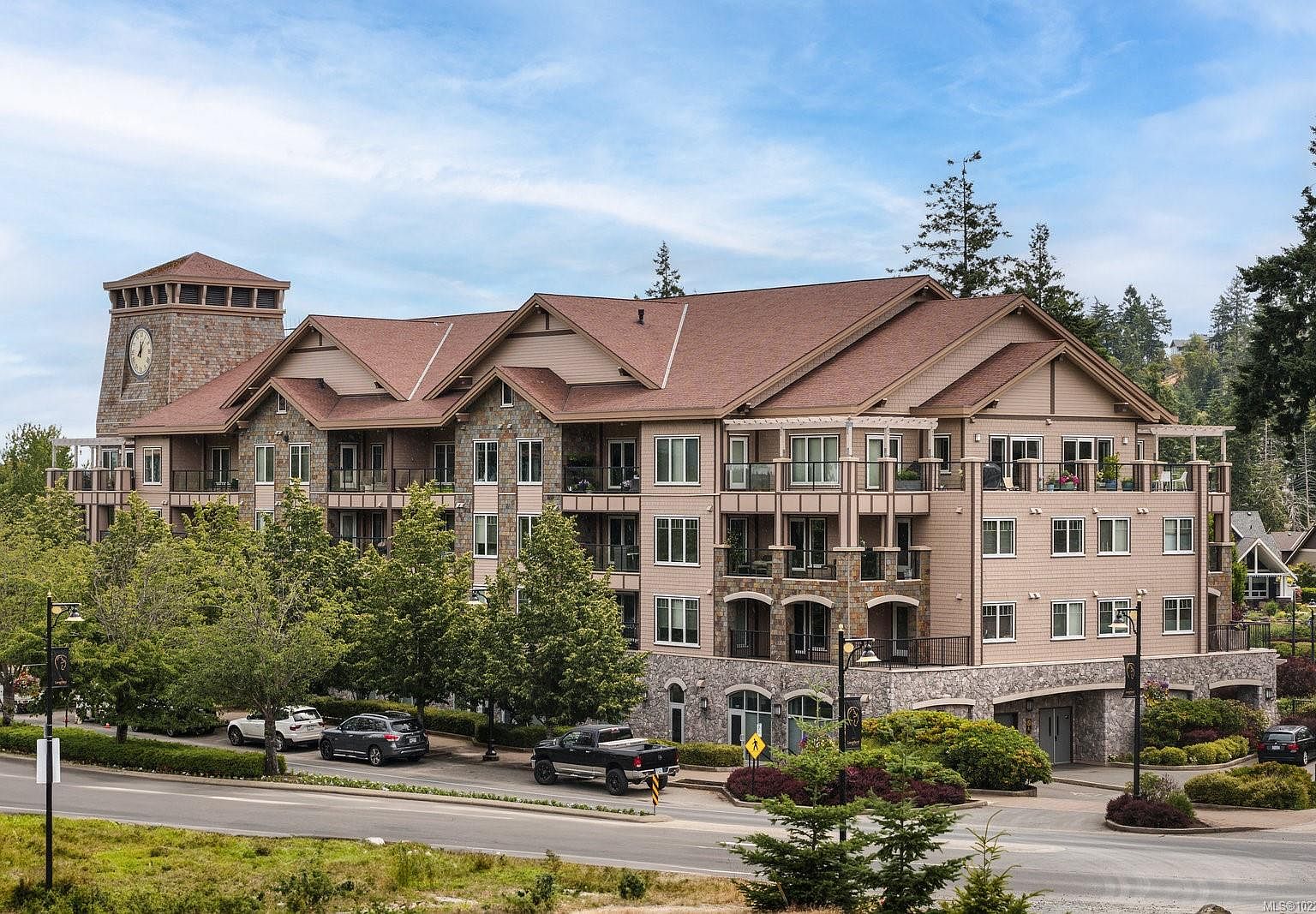 1335 Bear Mountain Pkwy #416