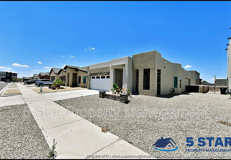 541 Paseo Modesto Dr — Photo 1