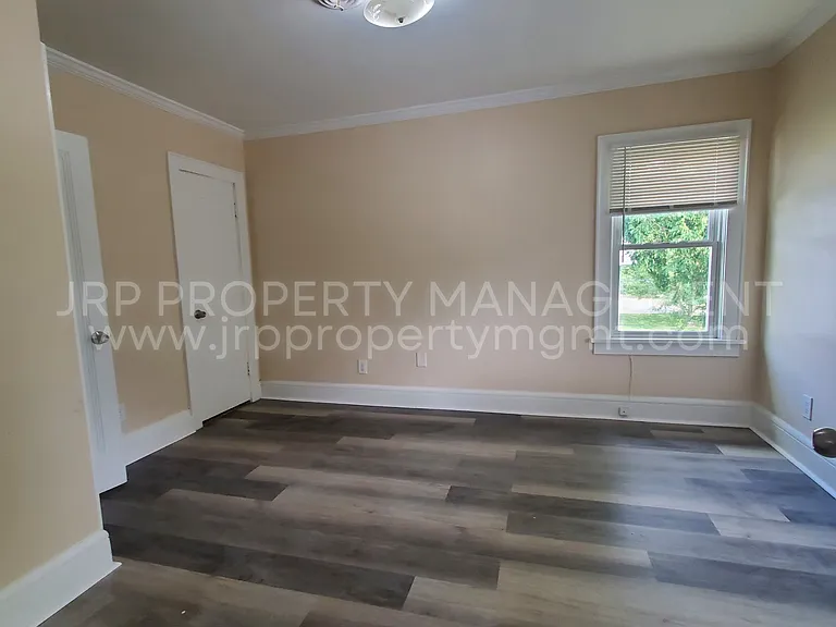 412 N West Ave #2 — Photo 8