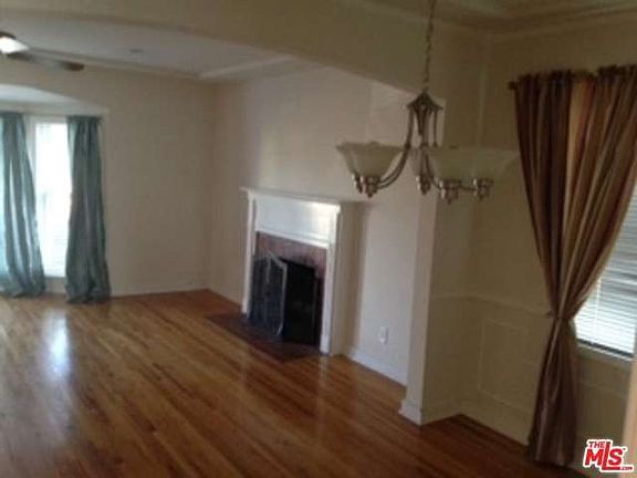 3rd image of 8047 Kenyon Ave