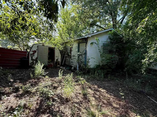 5212 Pitt St, Guntersville, AL 35976