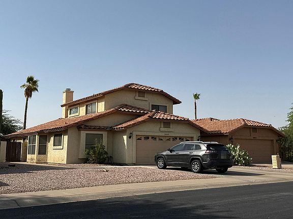3rd image of 3805 E Blue Flax Ave