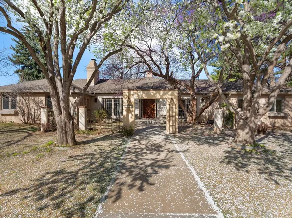 2401 Brookwood Dr, Fort Collins, CO 80525