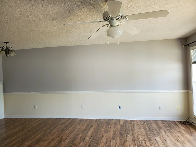 169 N Springview Dr — Photo 3