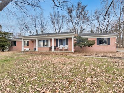 1095 S Devenish Ln, Flint, MI, 48532