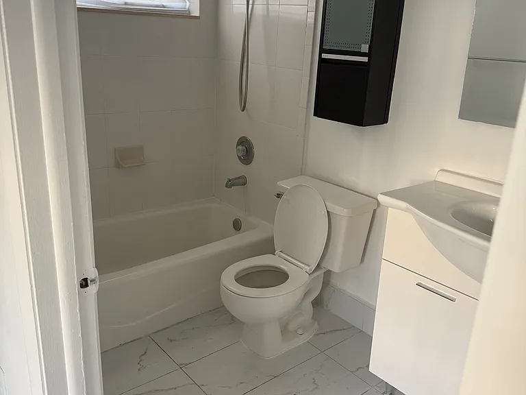 Sun Point Rentals — Photo 12