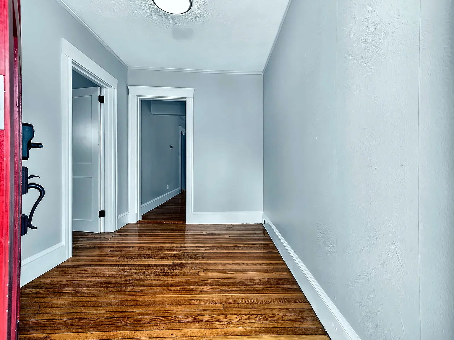 3 bed, $3,900 — Photo 4