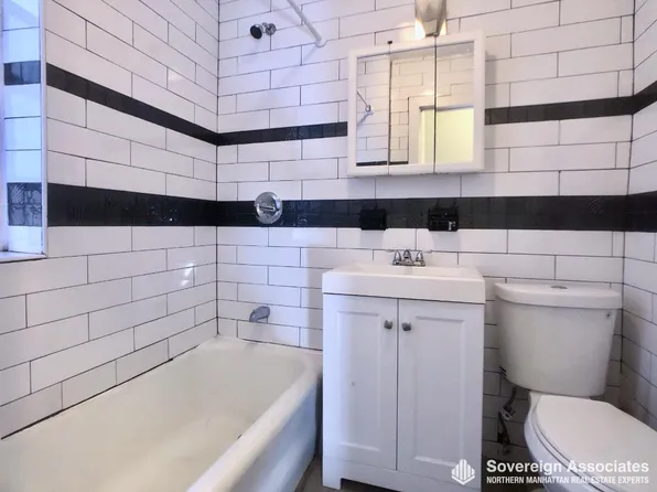 24 Thayer Street image 14 of 14