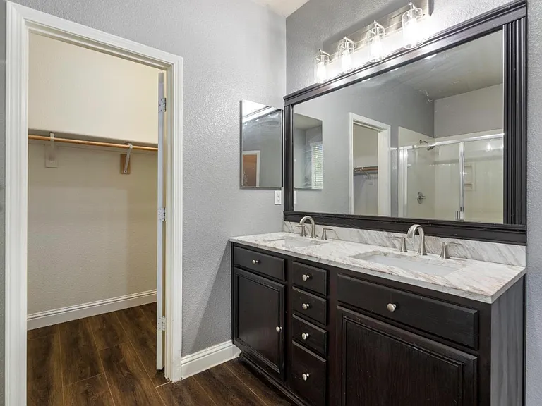 274 Crescent Moon Dr — Photo 16