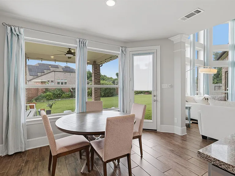2410 Ginger Mist Ct — Photo 16