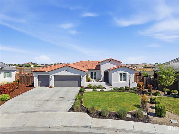 4th image of 702 Menlo Ct