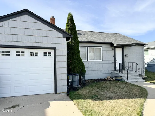1415 1st Ave W, Williston, ND 58801