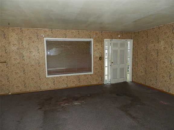 4th image of 3319 Patton Dr