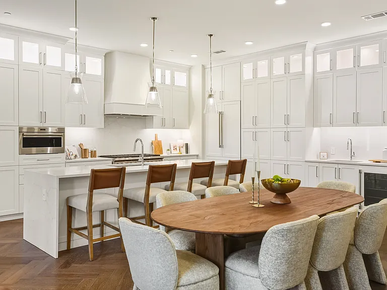 Residences at Southlake — Photo 13